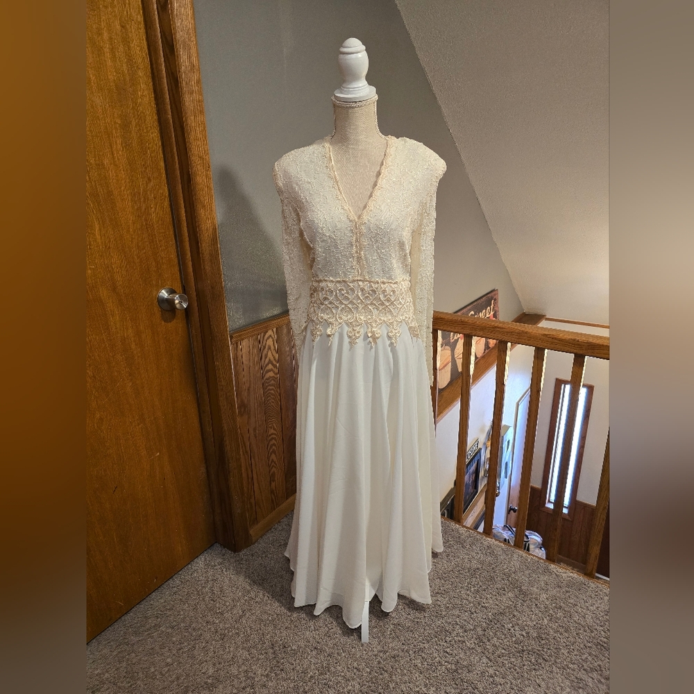 Aspeed Cream Long Sleeve Dress
